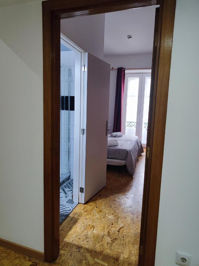 Guest House Rooms In Bairro Alto Лиссабон Экстерьер фото