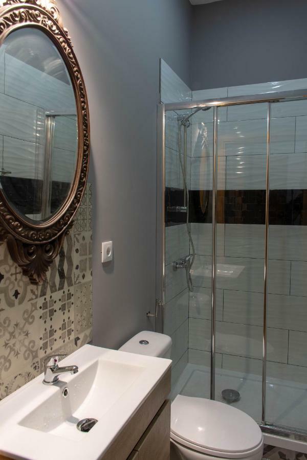 Guest House Rooms In Bairro Alto Лиссабон Экстерьер фото